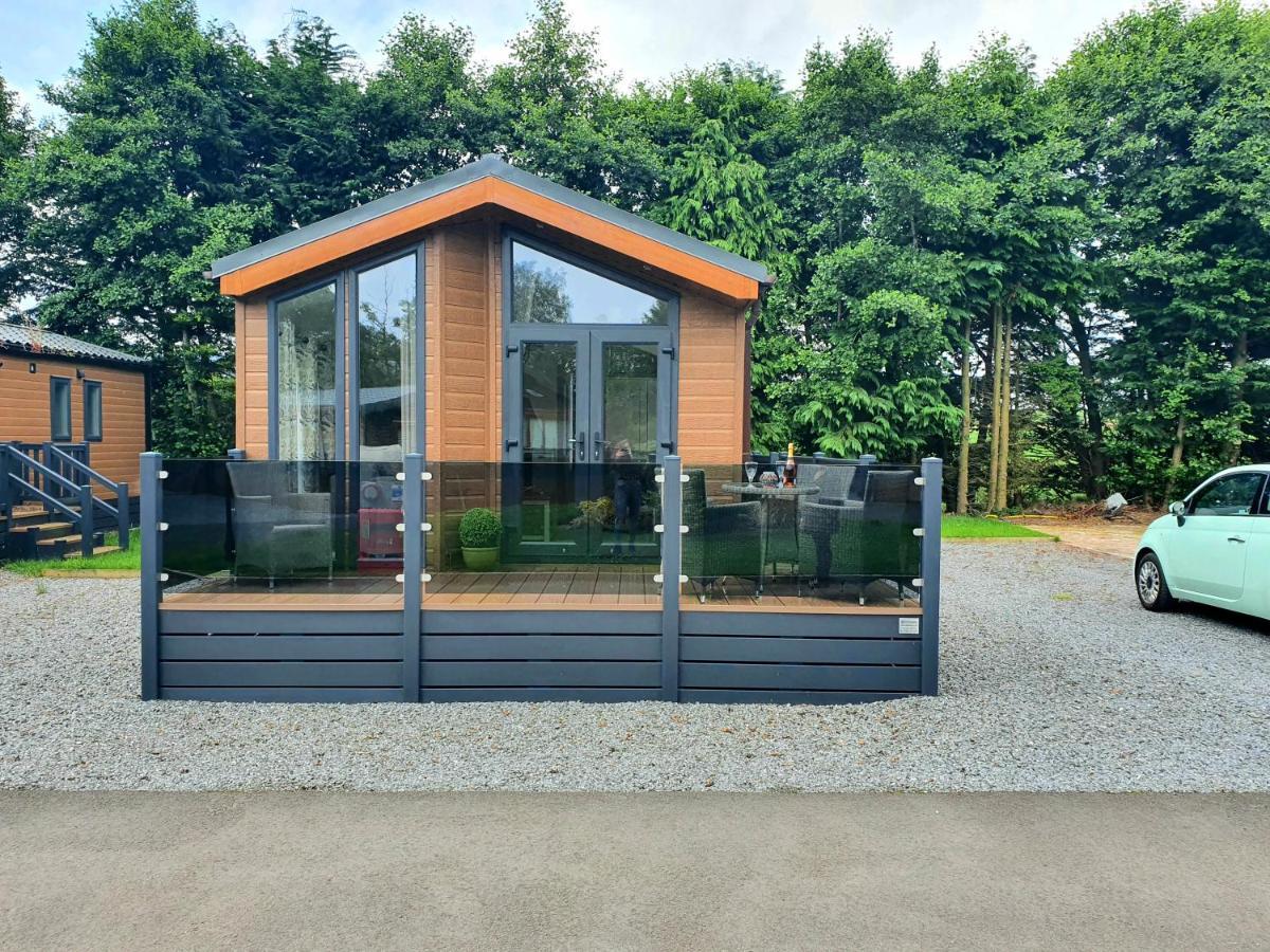 Grand Eagles Luxury Lodge, Auchterarder 퍼스 외부 사진