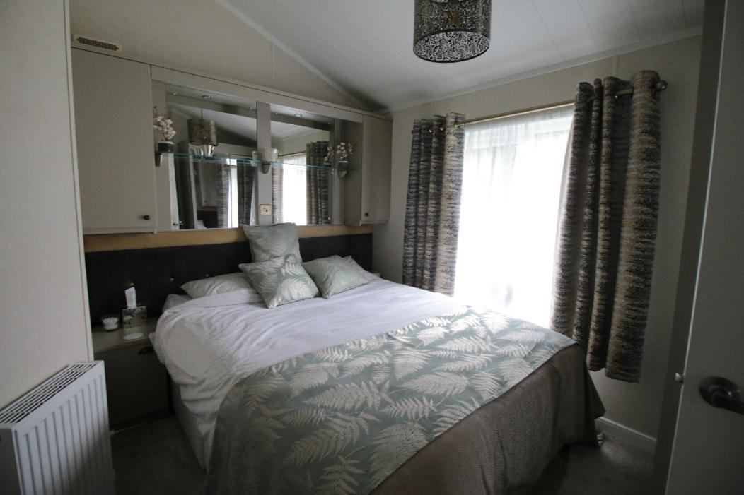 Grand Eagles Luxury Lodge, Auchterarder 퍼스 외부 사진