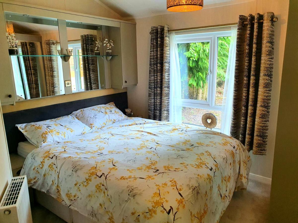 Grand Eagles Luxury Lodge, Auchterarder 퍼스 외부 사진